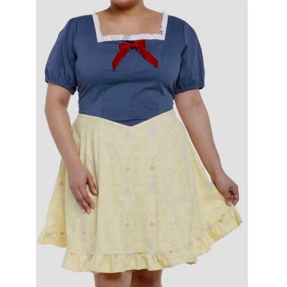 Disney Her Universe Snow White Dress Blue Yellow Excellent Cosplay Plus Size 3
